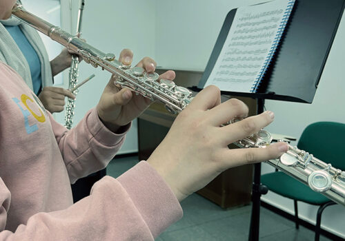 Clase de flauta travesera en el centro profesional de música Mestre Goterris